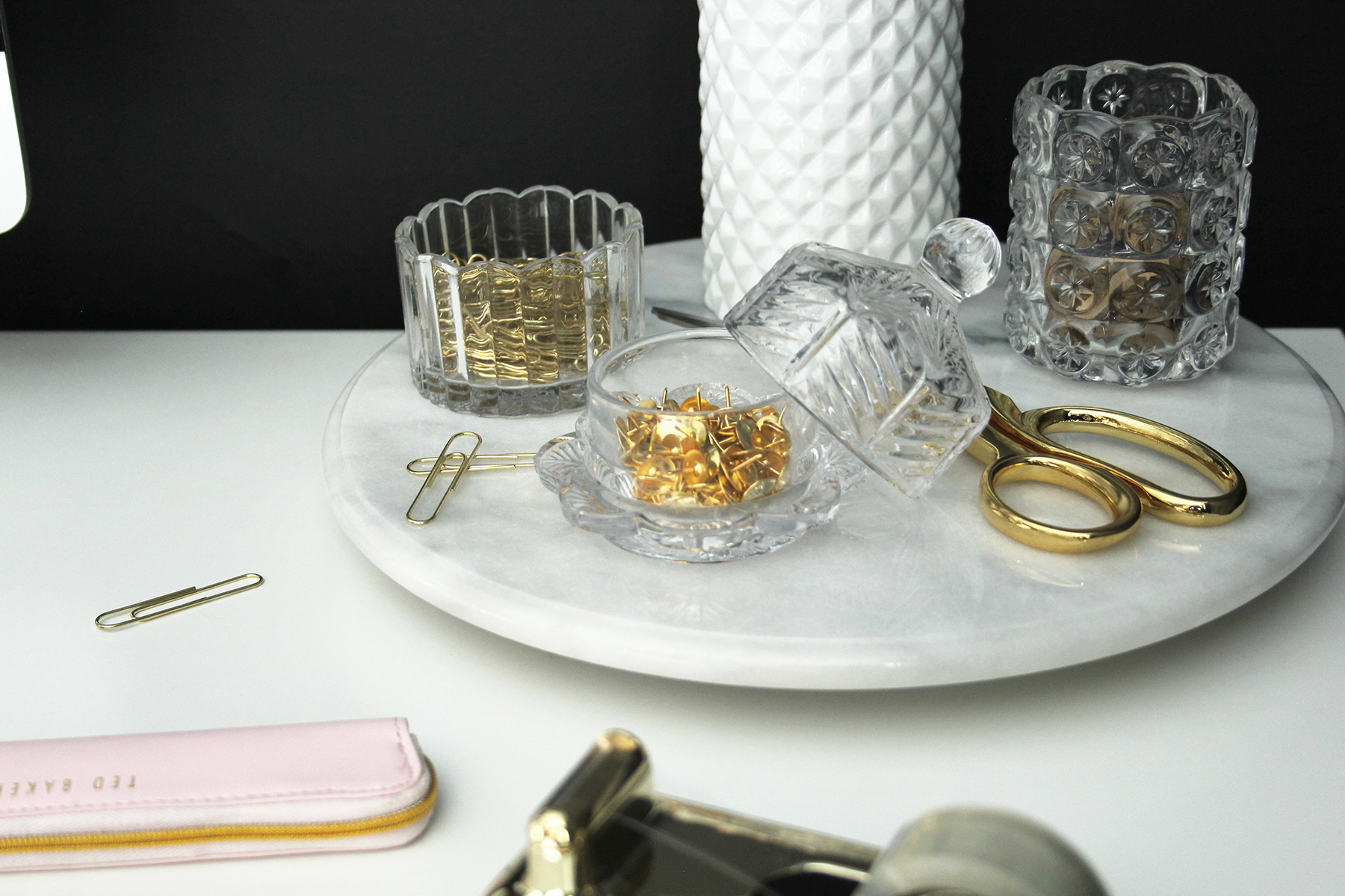 Preciously Me blog : Office - Unexpected Desk Accessories